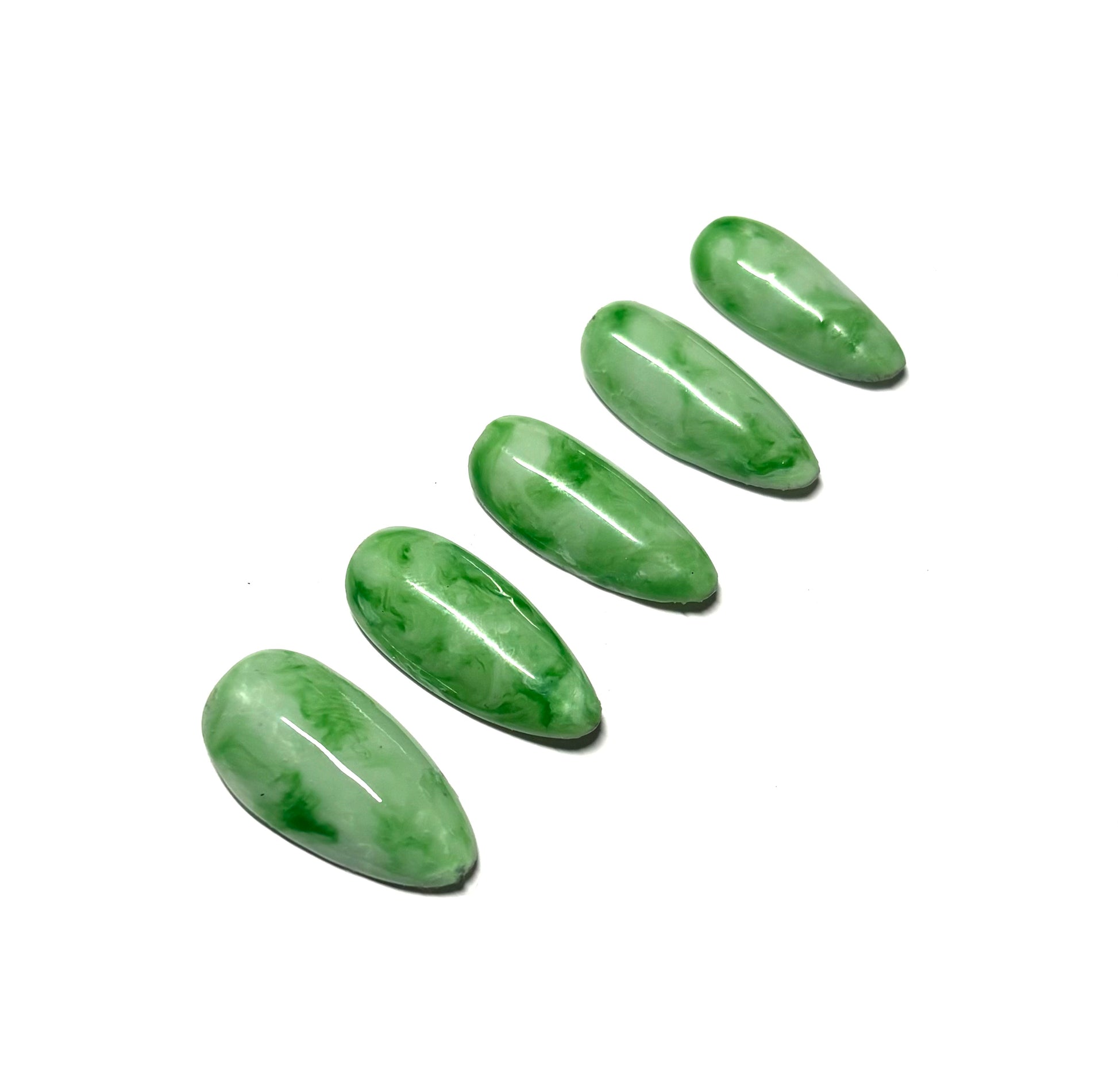☀ Jade / 𝕮𝖔𝖑𝖑𝖊𝖈𝖙𝖎𝖔𝖓 𝕻𝖗𝖊́𝖈𝖎𝖊𝖚𝖘𝖊